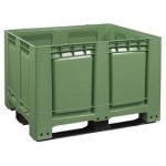 Logiplast Palettenbox LxBxH 1200 x 1000 x 790 mm, geschlossen, lebensmittelecht, mit 3 Kufen, Farbe grün.